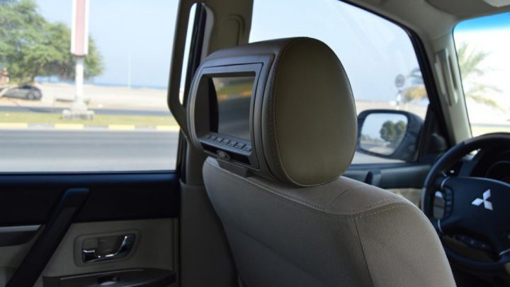 Jak powinien być ustawiony zagłówek w samochodzie?