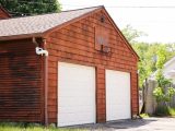 Formalności związane z budową garażu i wiaty - czy wymagane jest uzyskanie pozwolenia lub dokonanie zgłoszenia