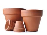 Wybór donic ceramicznych do wnętrz i ogrodów – przewagi i ograniczenia, kryteria wyboru